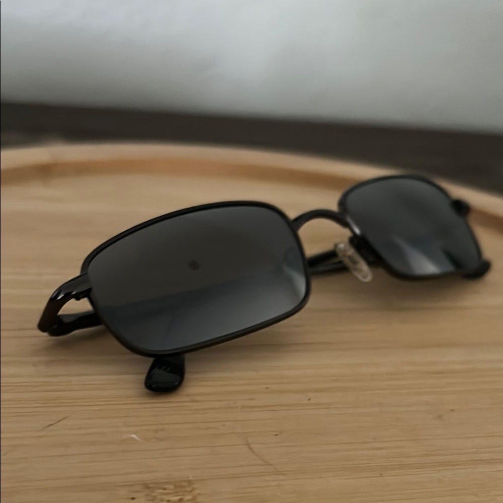 Maui Jim Black Sunglasses